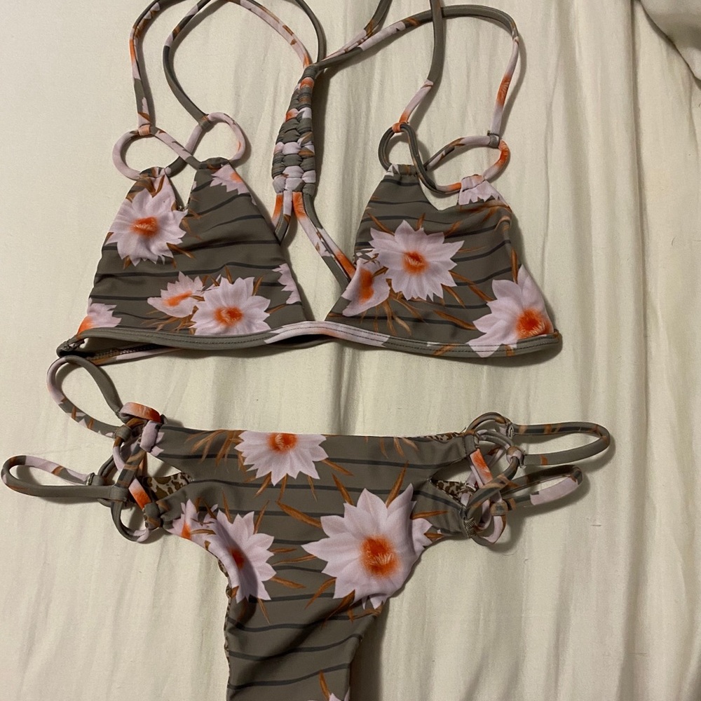 Acacia dragon stripe set